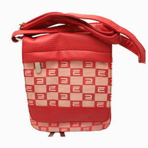 Sac port&eacute; &eacute;paule Sakina rouge